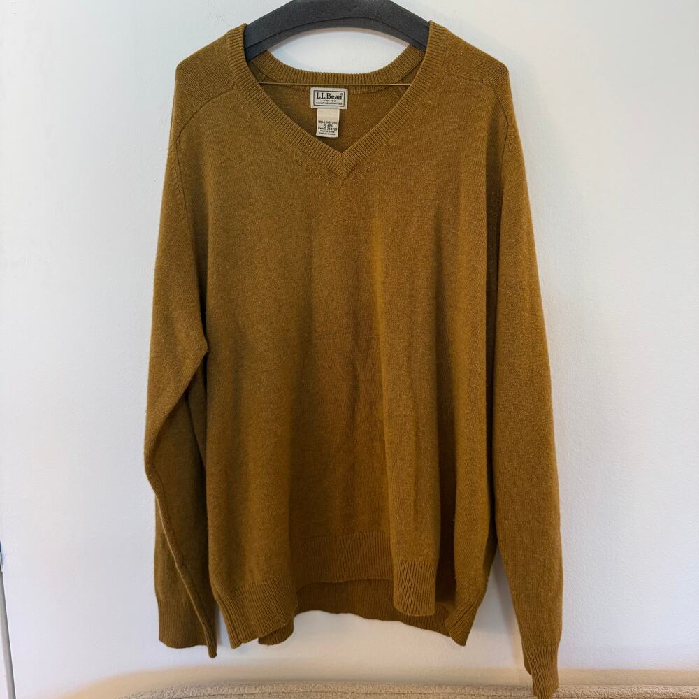 Vintage L.L.Bean 100% Lambswool Sweater Mens XL Mustard Gold V Neck Pullover